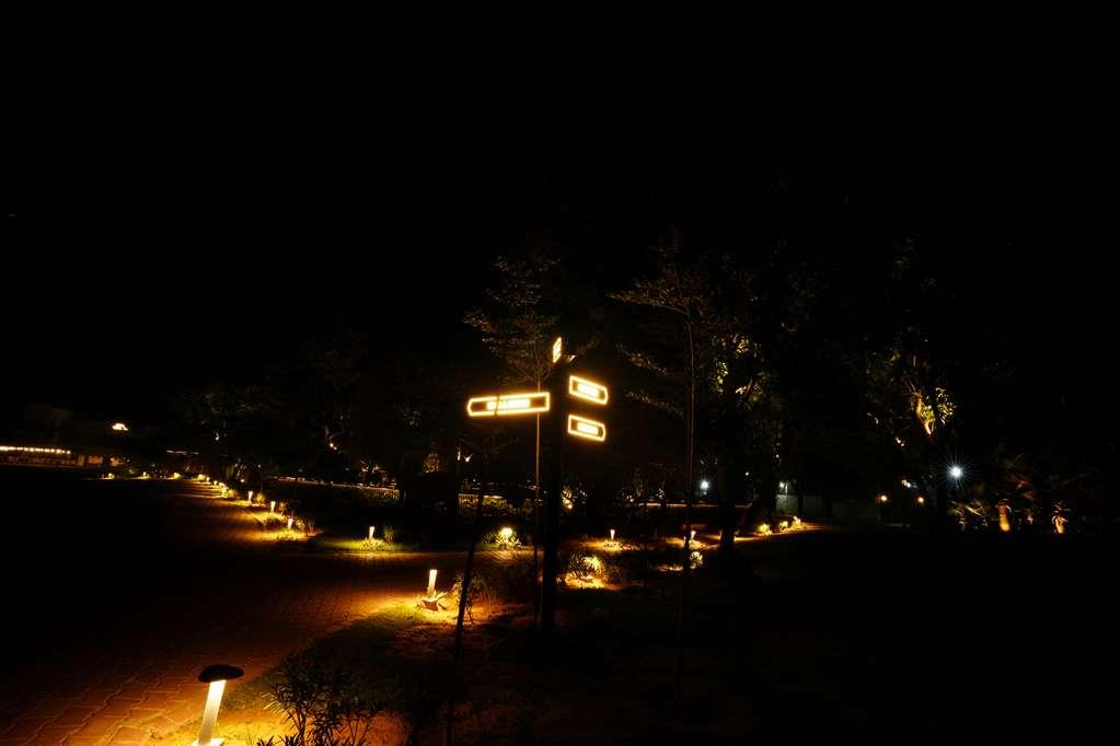 Best Western Resort Country Club Gurgaon Luaran gambar